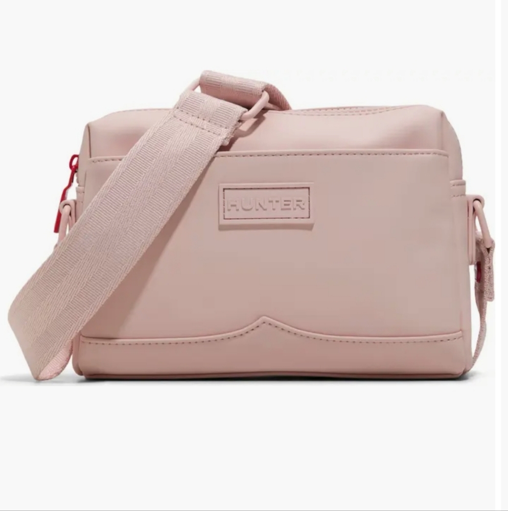 NEW HUNTER Shoulder Bag